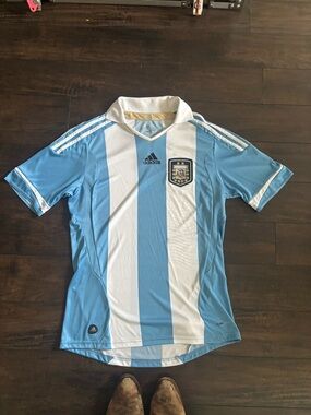 adidas Argentina Soccer Jersey - Sky Blue & White with Gold Crest
